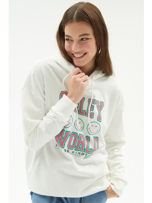 June Smiley World Lisanslı Sweatshirt