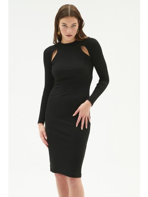 June Cut Out Detaylı Siyah Elbise