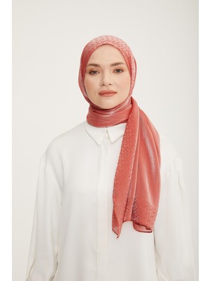 Armine Işıltılı Logo Detaylı Şal Narçiçeği Rengi