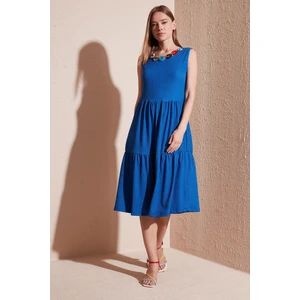 Kolye Detaylı Rahat Kesim Kolsuz Midi Elbise Bayan Elbise 5865099