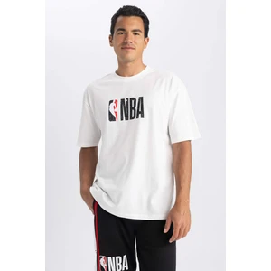 DeFactoFit NBA Lisanslı Oversize Fit Bisiklet Yaka %100 Pamuk Tişört W6365AZ23SP