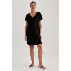 DeFactoFit Standart Fit Kapüşonlu Kısa Kollu Elbise Z9417AZ23HS