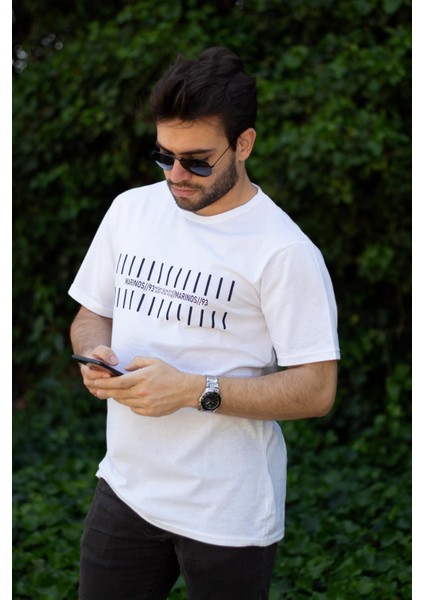 Erkek Beyaz Çizgi Baskılı Normal Kesim Bisiklet Yaka Erkek Tişört 22ETSHMROS