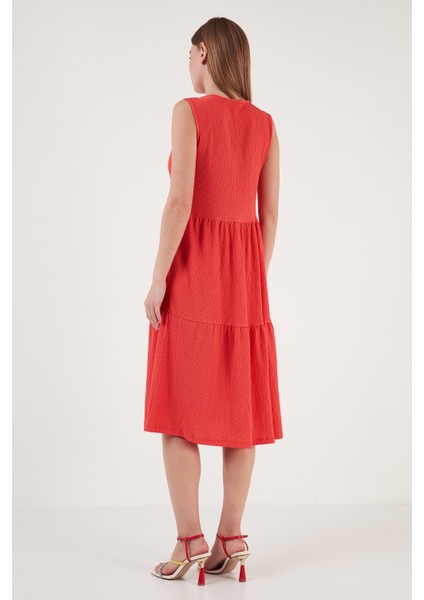 Kolye Detaylı Rahat Kesim Kolsuz Midi Elbise Bayan Elbise 5865099 indirimleri