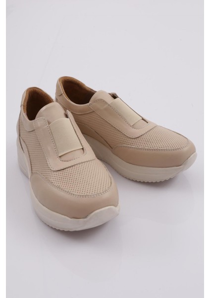 2261 Kadin Lastik Detayli Comfort Ayakkabi