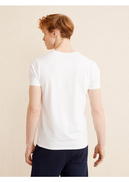Bisiklet Yaka Slim Fit Üç Boyut Baskı Detaylı Modal Tişört