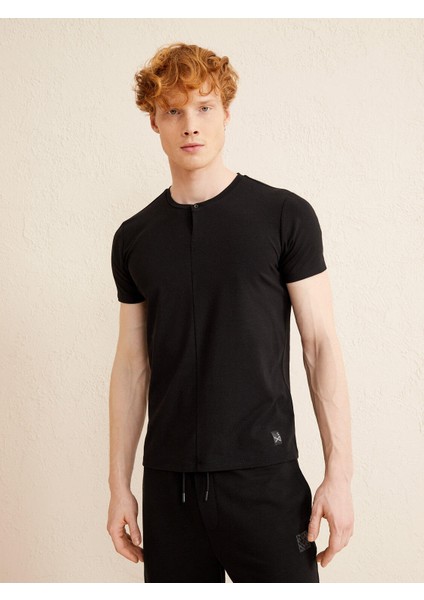 Patlı Yaka Slim Fit Modal Basic Tişört
