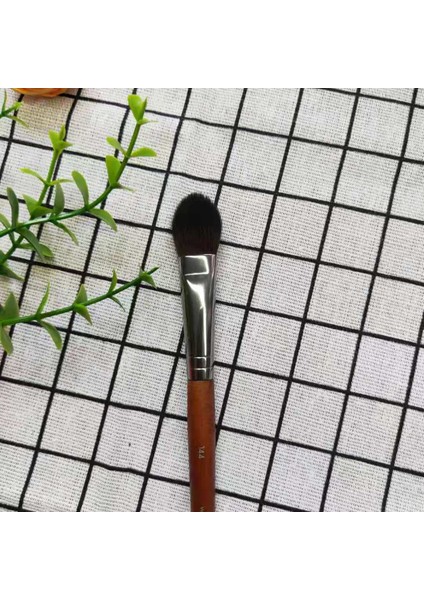 M Serisi 144 # Şeftali Kalp Göz Farı Fırçası Göz Farı Fırçası Vurgulama Fırçası (Yurt Dışından) fiyatları