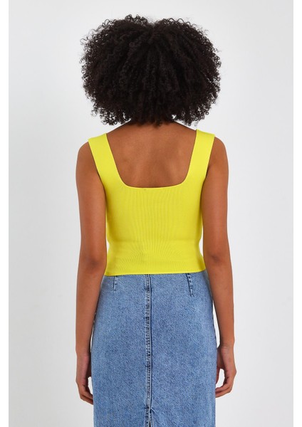 Kare Yaka Crop Atlet (A90779-S)