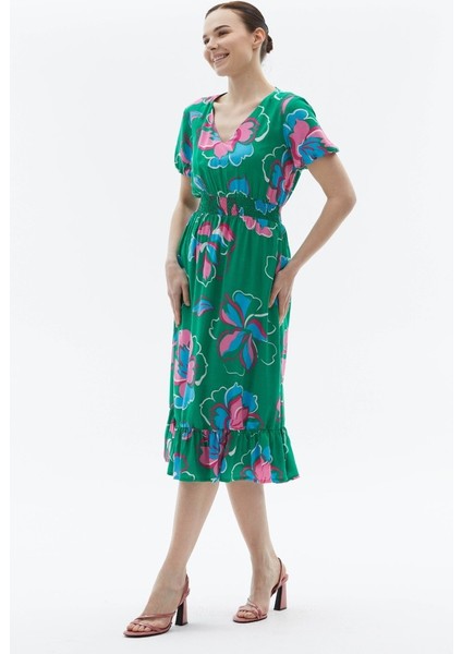 Beli Lastikli V Yaka Büyük Çiçek Desenli Elbise