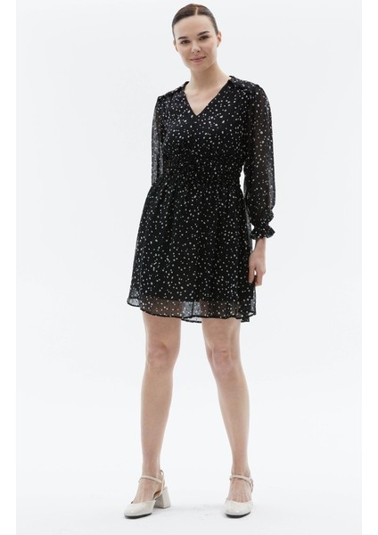 Beli Lastikli Omuzu Fırfırlı Puantiye Desen Elbise fırsatları