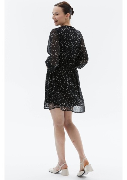 Beli Lastikli Omuzu Fırfırlı Puantiye Desen Elbise indirimleri