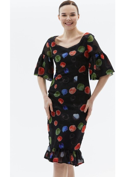 Kalp Yaka Büyük Puantiye Desen Elbise