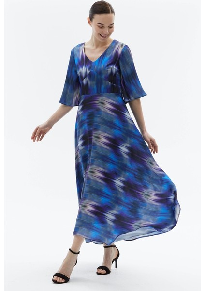 Kolları Volanlı V Yaka Uzun Emprime Elbise fiyatları