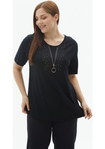 Büyük Beden Önü Fermuar Aksesuarlı Taşlı Penye Bluz