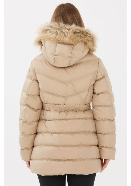 Beli Lastikli Kapüşonu Kürklü Mont fırsatları