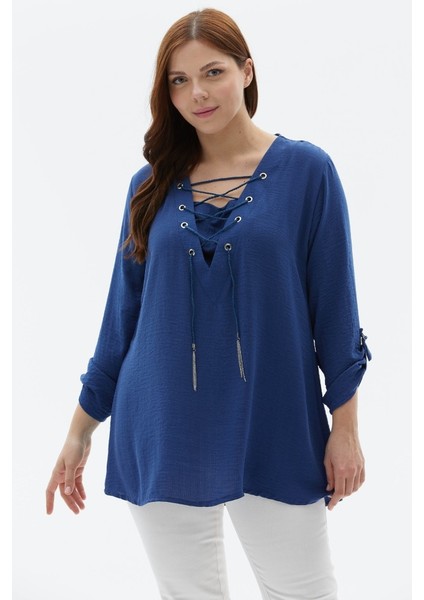 Büyük Beden Yakası Kuşgözü Aksesuarlı Bluz
