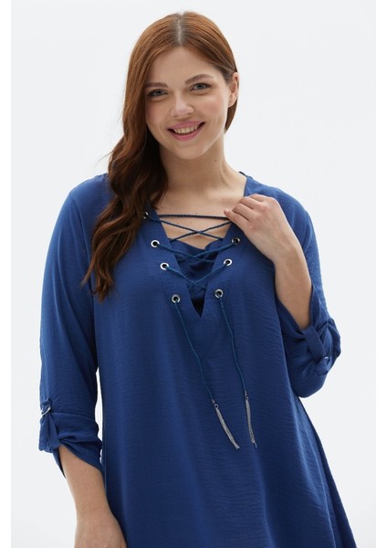 Büyük Beden Yakası Kuşgözü Aksesuarlı Bluz fiyatları