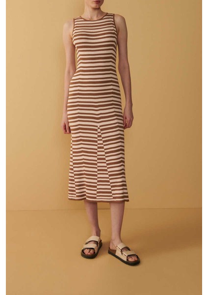 Mısırlı Çizgili Elbise