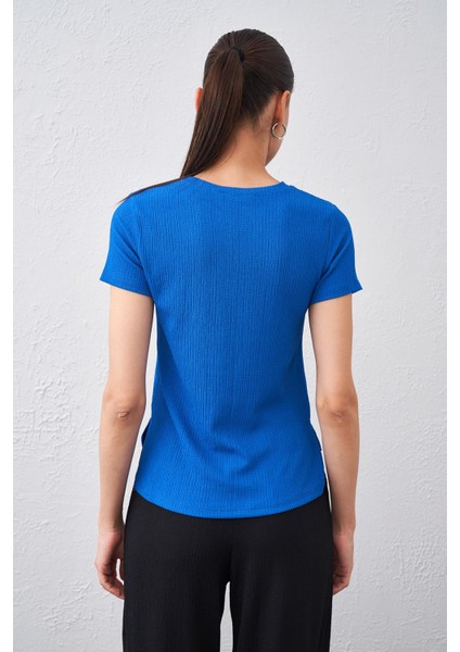 Tena Moda Kadın Saks Bisiklet Yaka Bürümcük Kumaş Bluz