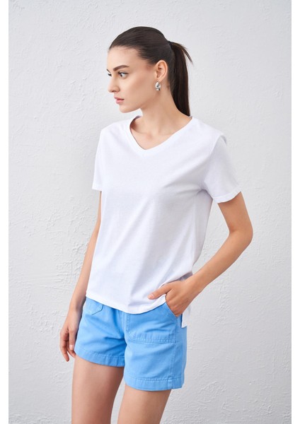 Tena Moda Kadın Beyaz Yaka Ribanalı V Yaka Basic Tişört