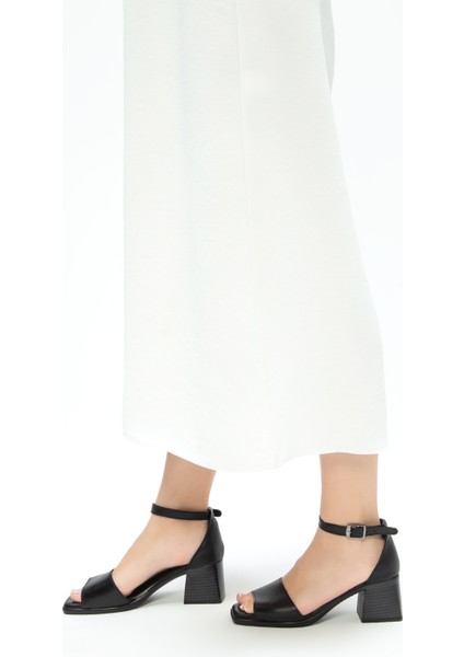 Kadın Vegan Topuklu Sandalet 838 403 Bn Sndlt Y23 modelleri