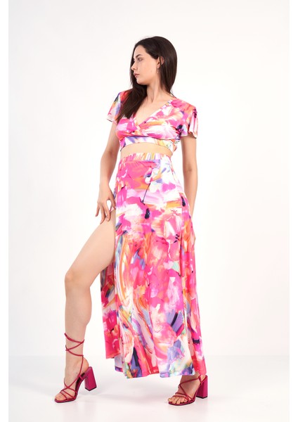 Kadın Pembe Etnik Desenli Kruvaze Yaka Yırtmaçlı Bluz - Etek Ikili Takım / Elbise indirimleri