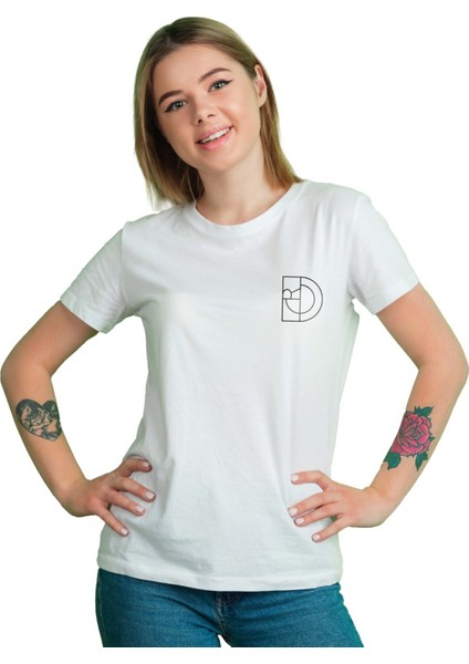 Karga Desen Sırt Baskılı %100 Pamuk Kaliteli Beyaz Kadın T-Shirt