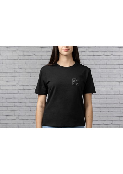 Karga Desen Sırt Baskılı %100 Pamuk Kaliteli Siyah Kadın T-Shirt