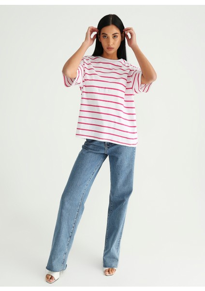 Bisiklet Yaka Çizgili Pembe - Beyaz Kadın T-Shirt K-MELISSA modelleri
