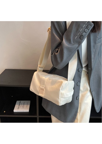 Oxford Kumaş Askılı Çanta Moda High-End Spor Çantası Kadın Küçük Yatay Bölüm Rahat Düz Renk Tek Omuz Banliyö Tost Çantası (Yurt Dışından) indirimleri