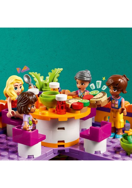 ® Friends Heartlake City Mutfak Atölyesi 41747 - 8 Yaş ve Üzeri Çocuklar İçin Yaratıcı Oyun Aksesuarları İçeren Yaratıcı Oyuncak Yapım Seti (695 Parça) indirimleri