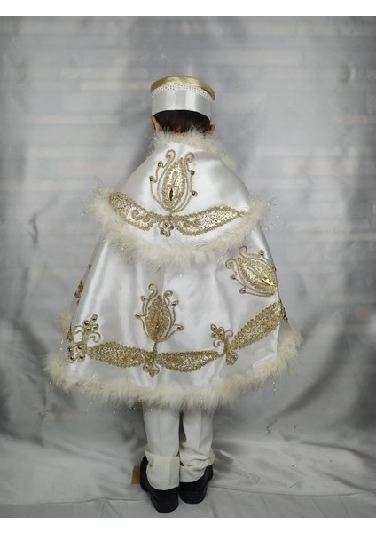 (4-10YAŞ) Krem Altın Tüylü Pelerin Sünnet Kıyafetleri modelleri