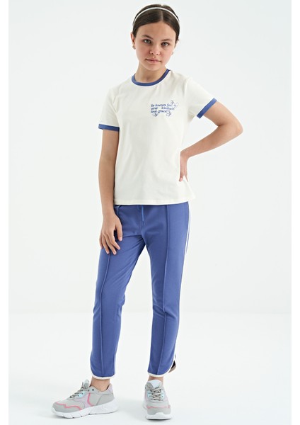 Ekru Minimal Yazı Baskılı O Yaka Rahat Form Kısa Kollu Kız Çocuk T-Shirt - 75110