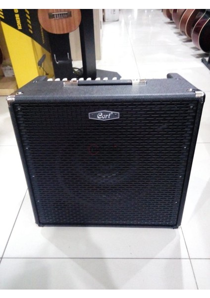Amfi Akustik, Elektro, Bas 150 W