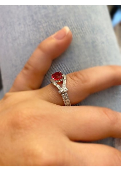 Kadın Yakut Renk Taş Kement Model Gümüş Yüzük modelleri