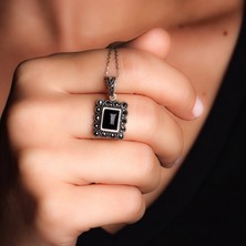 Galatelier Oltutaşı Dörtgen Formlu Markazitli Gümüş Kadın Kolye
