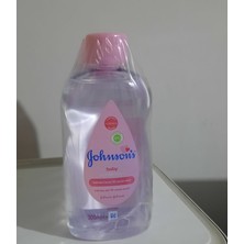 Johnson's Bebek Yağı Nemlendirici 300 ml x 6 Adet