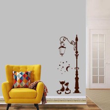 Asilmeydan Sokak Lambası Altındaki Aşık Kediler Dekoratif Duvar Sticker, Çıkartma, Etiket Kahverengi