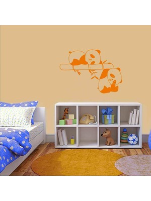 Asilmeydan Bambu Dallarında Dinlenen Sevimli Pandalar Büyük Boy Dekoratif Duvar Sticker, Çıkartma, Etiket Turuncu