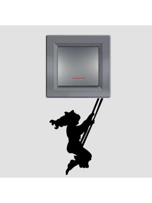 Asilmeydan Anahtarda Salıncakta Sallanan Kadın Tasarım Priz Sticker Duvar Dekorasyon Çıkartma