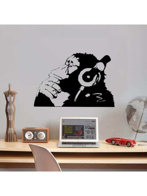 Asilmeydan Banksy Kulaklıkla Müzik Dinleyen Dj Goril Dekoratif Genç Odası Duvar Sticker, Çıkartma