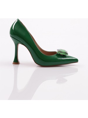 DGN 4503 Kadin Sivri Burun Parmak Dekolteli Büyük Kristal Taşli Topuklu Ayakkabi