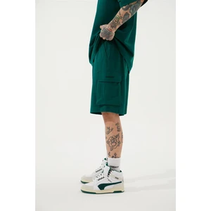 Oversize Kargo Cepli Basic Şort Koyu Yeşil