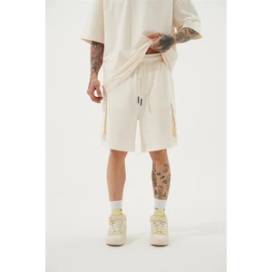 Oversize Kargo Cepli Basic Şort Beyaz