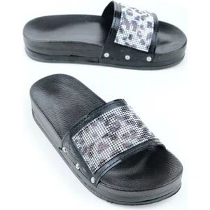 Yazlık Kadın Terlik