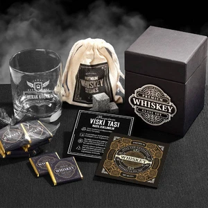 Arkadaşa Hediye Isimli Viski Bardağı ve Viski Taşı Hediyelik Seti