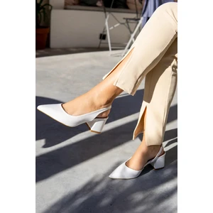 Tulip Beyaz Arkası Açık Kadın Topuklu Ayakkabı