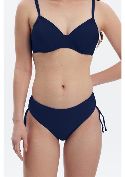 MM8509 Kenarı Tünelli Bikini Altı