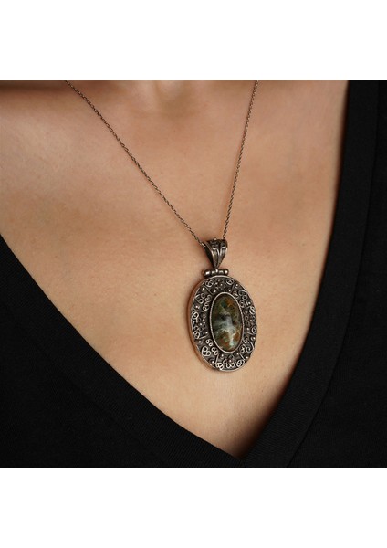 Oltu Zümrütü Oval Gümüş Kadın Kolye fiyatları